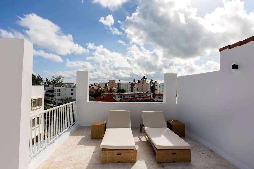 Ocean Views & Private Beach! Luxury 4Bdr Getaway بونتا كانا