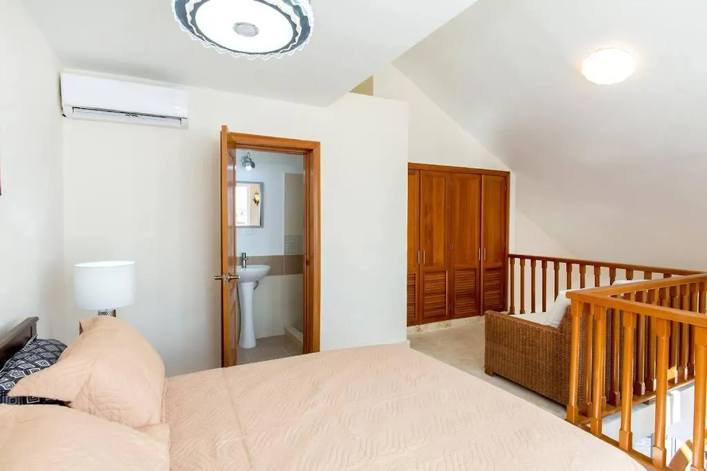 アパート Ocean Views & Private Beach! Luxury 4Bdr Getaway プンタ・カナ