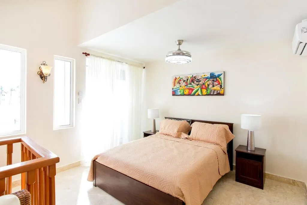 アパート Ocean Views & Private Beach! Luxury 4Bdr Getaway プンタ・カナ