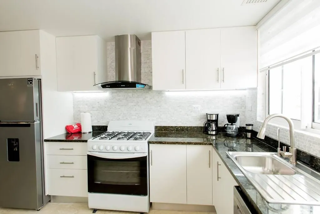 Ocean Views & Private Beach! Luxury 4Bdr Getaway بونتا كانا 0*,  جمهورية الدومينيكان