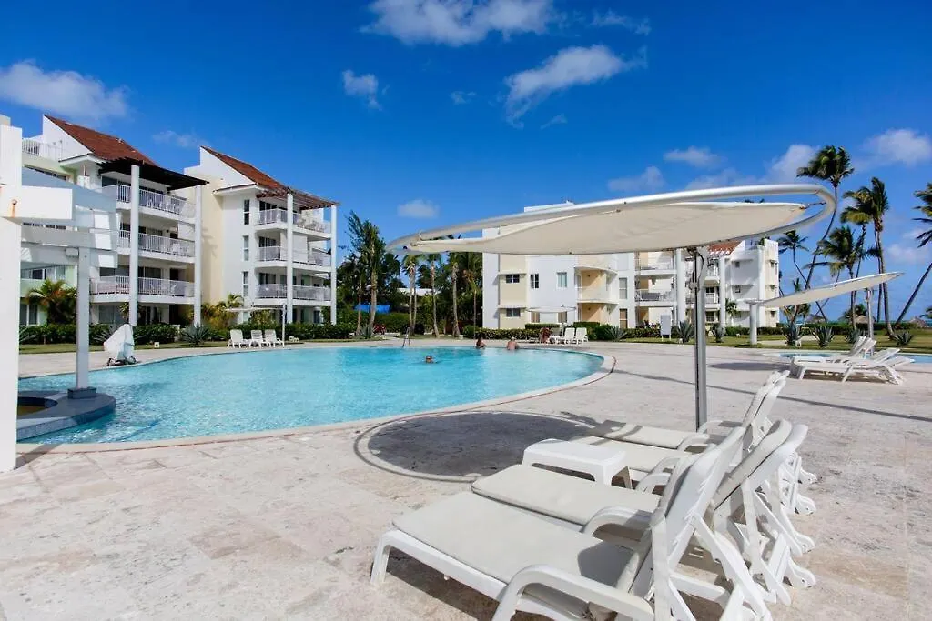 Ocean Views & Private Beach! Luxury 4Bdr Getaway بونتا كانا